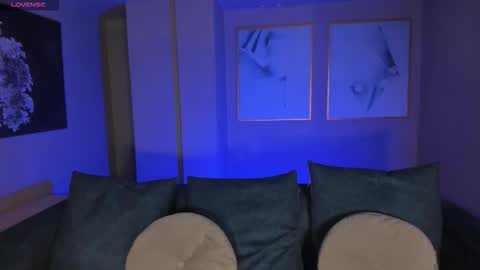 FER  online show from 10-20-25, 10:59