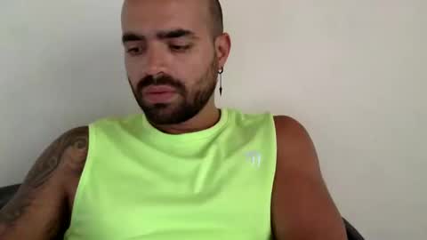 insta ferxx1210 Fercho online show from 01-01-25, 09:31