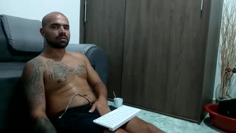 insta ferxx1210 Fercho online show from 02-19-25, 02:33