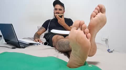 insta ferxx1210 Fercho online show from 09-30-25, 04:17