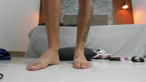 insta ferxx1210 Fercho online show from 10-27-25, 08:46