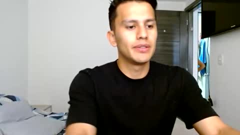 Snapshot of fetichistas96 chatting on 01-17-26, 05:16 fetichistas96 online show from 01-17-26, 05:16