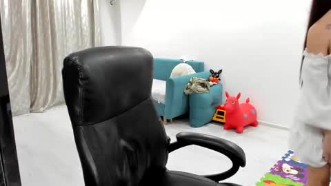 Catalea DM online show from 11-19-25, 08:09