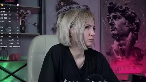 Snapshot of fetishrey chatting on 03-12-26, 08:53 Rey online show from 03-12-26, 08:53