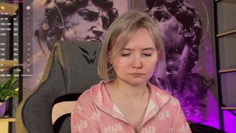 Snapshot of fetishrey chatting on 03-29-26, 04:29 Rey online show from 03-29-26, 04:29