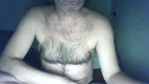 Snapshot of feyo123 chatting on 12-30-24, 07:32 Beachmancan online show from 12-30-24, 07:32