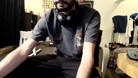 fezzyqt online show from 10-04-25, 10:19