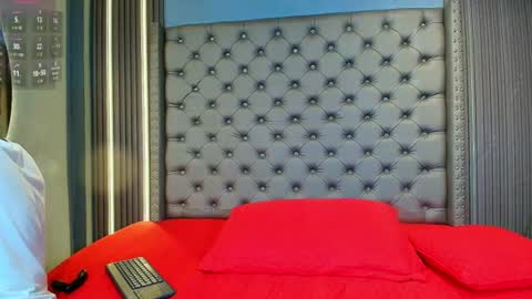 FHILIP  online show from 06-10-26, 11:20
