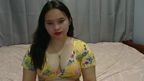 fhwilloughbyxx online show from 04-10-26, 05:56