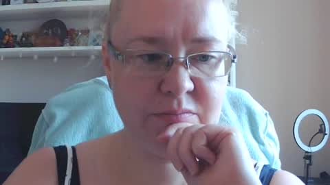 Snapshot of fialkaxl chatting on 08-03-26, 03:27 fialkaxl online show from 08-03-26, 03:27
