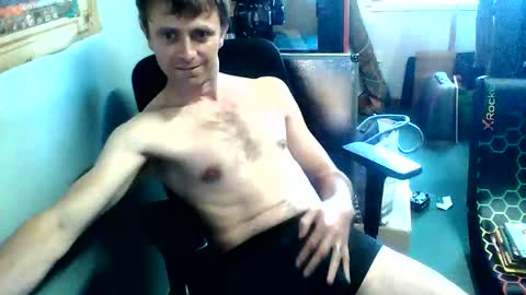 Snapshot of fiddy5 chatting on 06-07-26, 02:21 fiddy5 online show from 06-07-26, 02:21