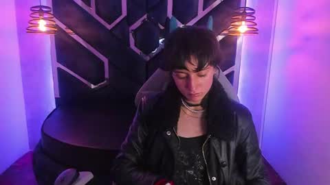   online show from 12-22-24, 05:42