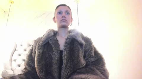   online show from 05-12-26, 12:13