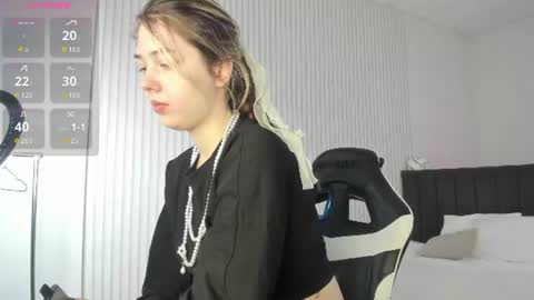 Filla online show from 06-26-26, 03:22