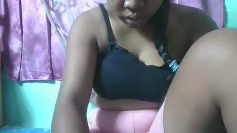 Snapshot of fifaalydia chatting on 02-08-25, 04:25 fifaalydia online show from 02-08-25, 04:25