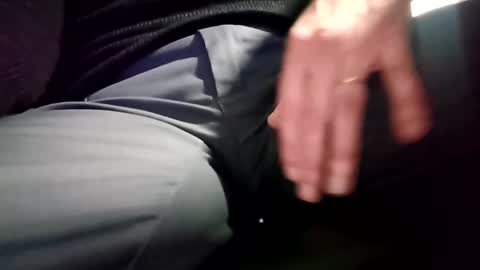 fifi010203 online show from 01-02-25, 04:13