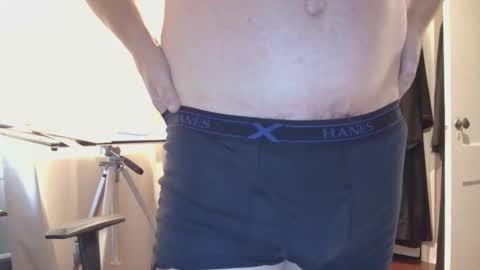 Snapshot of figuredraw chatting on 10-24-25, 07:32 figuredraw online show from 10-24-25, 07:32