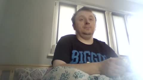 Snapshot of filipek757 chatting on 04-12-26, 10:09 filipek757 online show from 04-12-26, 10:09