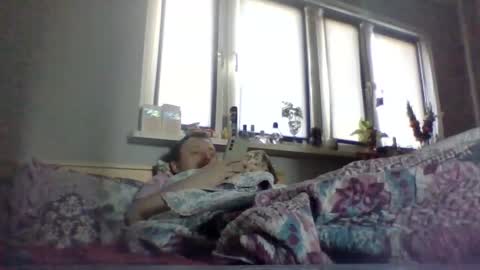 Snapshot of filipek757 chatting on 04-18-26, 12:53 filipek757 online show from 04-18-26, 12:53