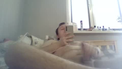 Snapshot of filipek757 chatting on 05-10-26, 11:04 filipek757 online show from 05-10-26, 11:04
