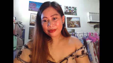 Snapshot of filipina_beauty69 chatting on 11-02-25, 02:03 filipina beauty. online show from 11-02-25, 02:03