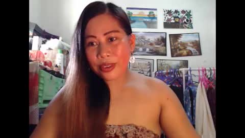Snapshot of filipina_beauty69 chatting on 11-29-25, 02:25 filipina beauty. online show from 11-29-25, 02:25