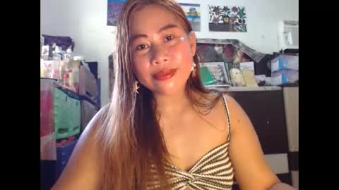 Snapshot of filipina_beauty69 chatting on 02-15-26, 02:19 filipina beauty. online show from 02-15-26, 02:19