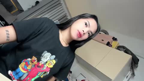 Snapshot of filipina_demure chatting on 12-05-24, 04:31 Sandy online show from 12-05-24, 04:31