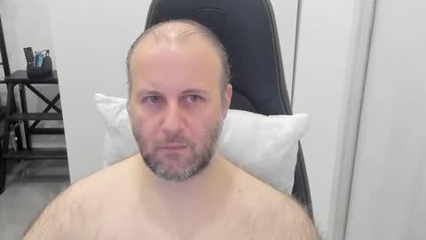 Snapshot of filippo12356 chatting on 02-12-26, 01:44 filippo12356 online show from 02-12-26, 01:44