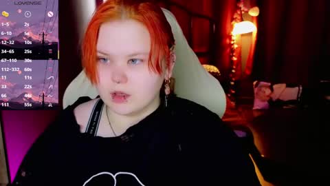 Snapshot of fillisfire chatting on 04-22-26, 11:01 - online show from 04-22-26, 11:01