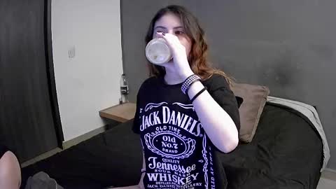 Alice and Max online show from 03-27-26, 08:09