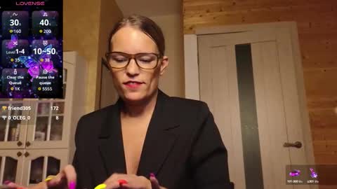 Lady online show from 09-10-25, 07:14