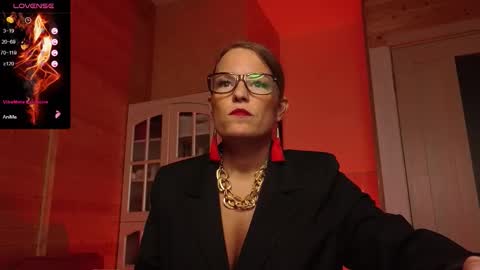 Lady online show from 11-04-25, 03:16