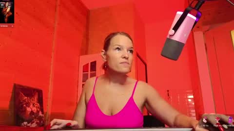 Snapshot of findom_lady_shine chatting on 04-22-26, 07:04 Lady online show from 04-22-26, 07:04