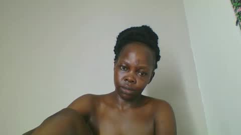 Snapshot of fine_melanin chatting on 09-22-25, 04:36 caro online show from 09-22-25, 04:36