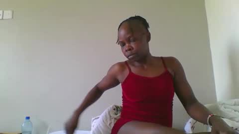 Snapshot of fine_melanin chatting on 10-02-25, 08:10 caro online show from 10-02-25, 08:10