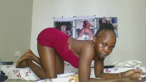 Snapshot of fine_melanin chatting on 10-04-25, 05:55 caro online show from 10-04-25, 05:55