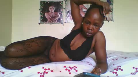 Snapshot of fine_melanin chatting on 11-04-25, 06:45 caro online show from 11-04-25, 06:45