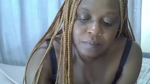 Snapshot of fineassrae chatting on 10-22-25, 10:20 fineassrae online show from 10-22-25, 10:20