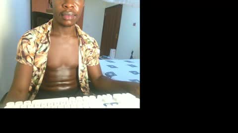 HOT AND SWEET online show from 05-04-26, 05:20