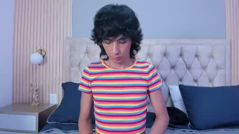 Finn  online show from 06-19-26, 01:15