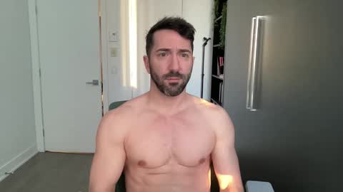 Finn Riley online show from 02-09-26, 09:30