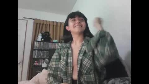 finnky1 online show from 05-06-26, 05:35