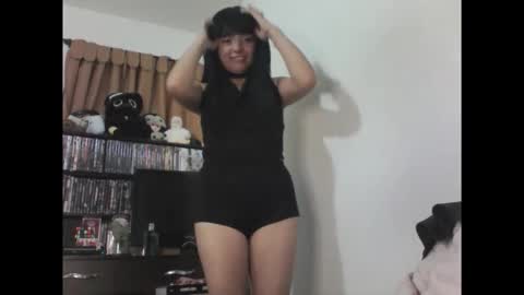 finnky1 online show from 05-13-26, 03:48