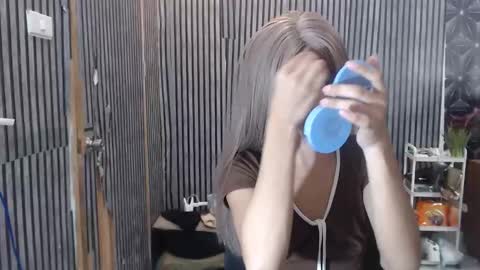 fiona908995 online show from 04-30-26, 09:48