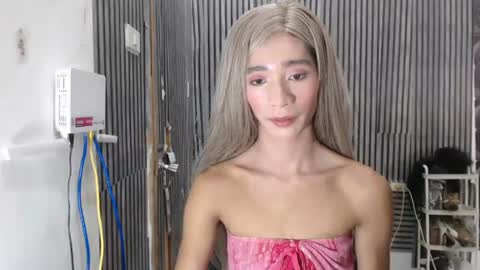 Snapshot of fiona908995 chatting on 07-14-26, 10:32 fiona908995 online show from 07-14-26, 10:32