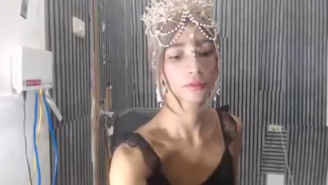 Snapshot of fiona908995 chatting on 08-08-26, 11:01 fiona908995 online show from 08-08-26, 11:01