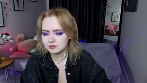 Fiona online show from 03-18-26, 10:02