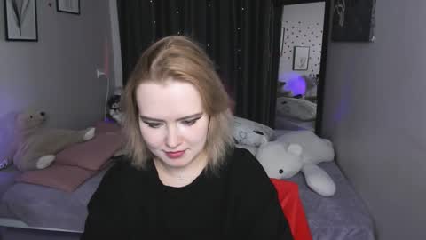 Fiona online show from 03-25-26, 10:05