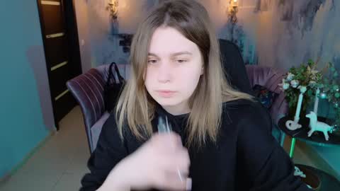 fiora online show from 01-16-25, 12:09